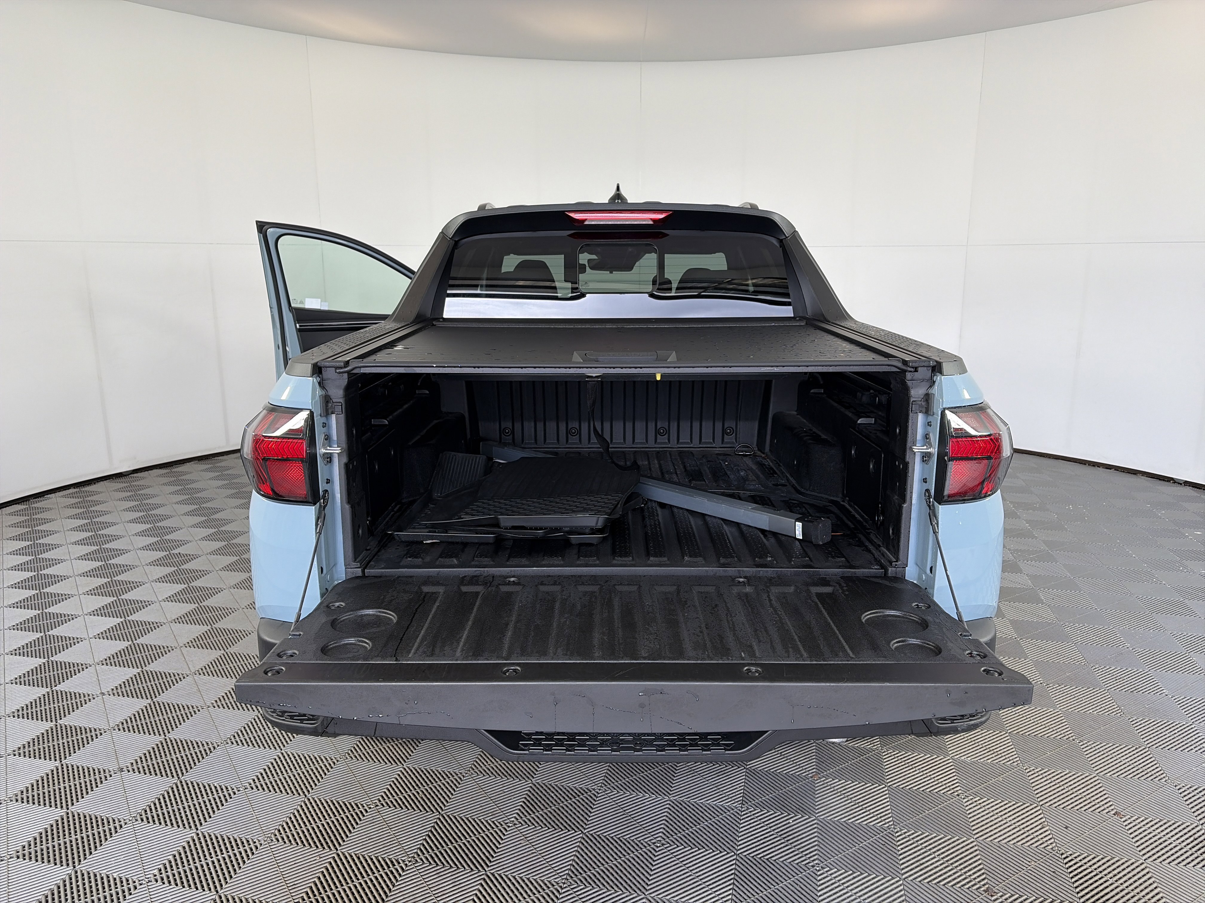 Used 2024 Hyundai Santa Cruz SEL w/ Activity Package image 14