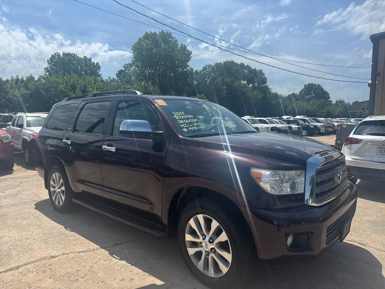 Used 2017 Toyota Sequoia Limited w/ Safety & Convenience Package AWD/4WD image 31