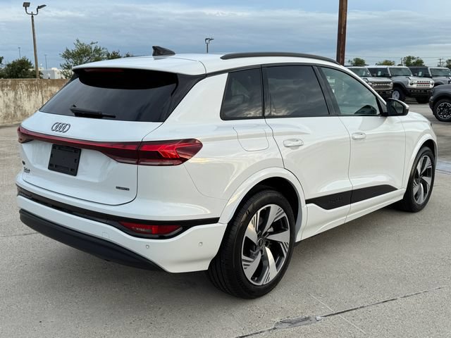 Used 2025 Audi Q6 e-tron Prestige AWD/4WD image 5