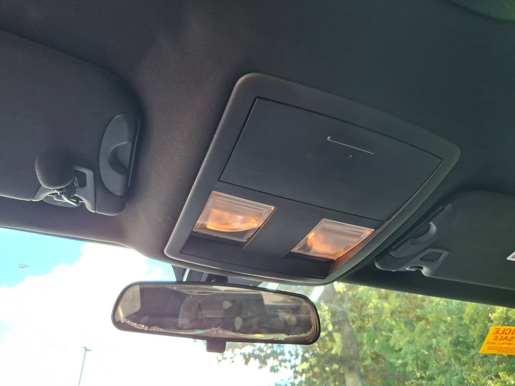 Used 2010 Dodge Challenger SE RWD image 12