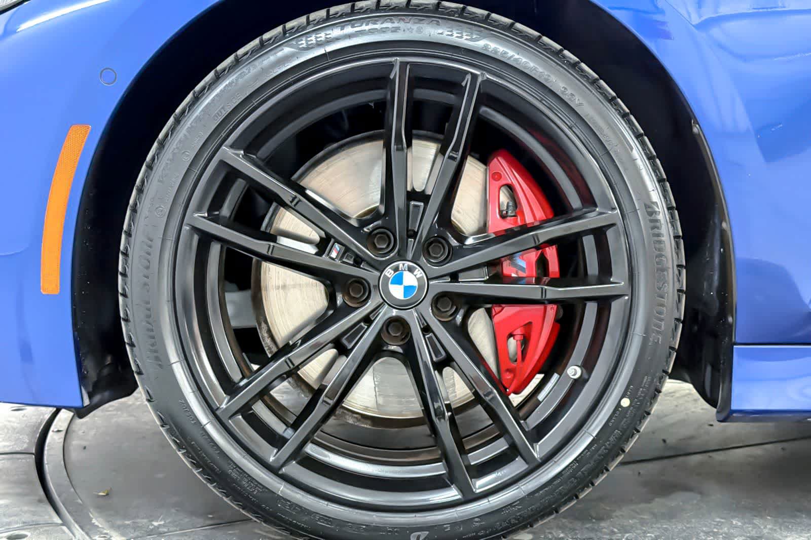 Certified 2023 BMW 330i Sedan w/ M Sport Package RWD image 26