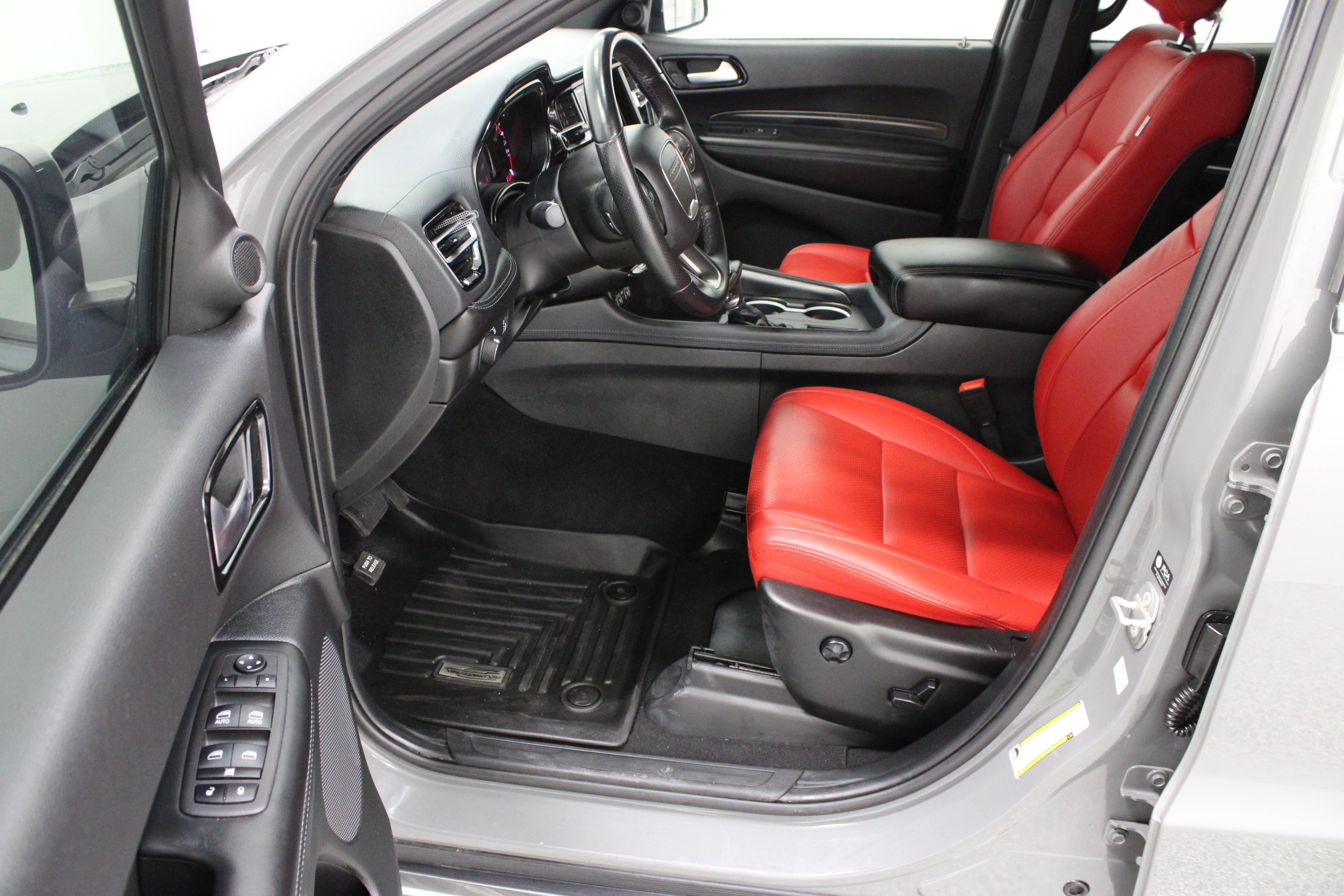 Used 2023 Dodge Durango SXT Launch Edition RWD image 14