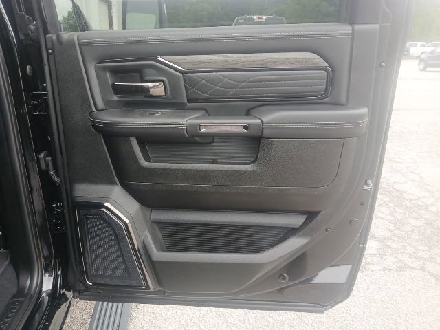 New 2026 RAM 3500 Limited AWD/4WD image 26