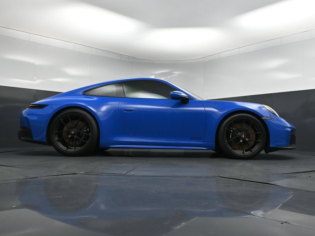 Used 2025 Porsche 911 Carrera GTS RWD image 28