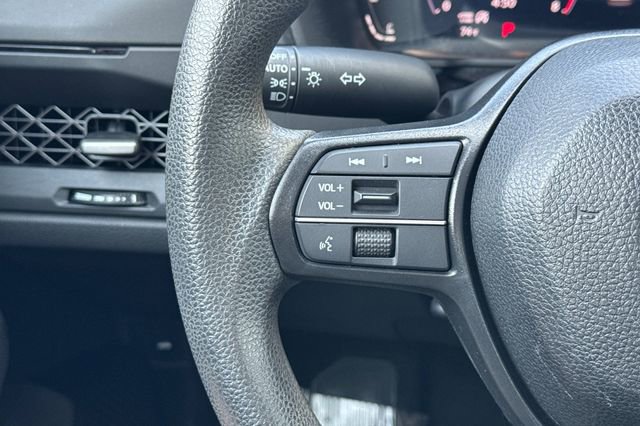 Used 2024 Honda Accord EX image 25