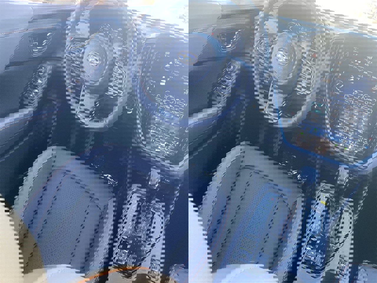 New 2025 Subaru Crosstrek 2.5i Limited w/ Popular Package #3A image 10