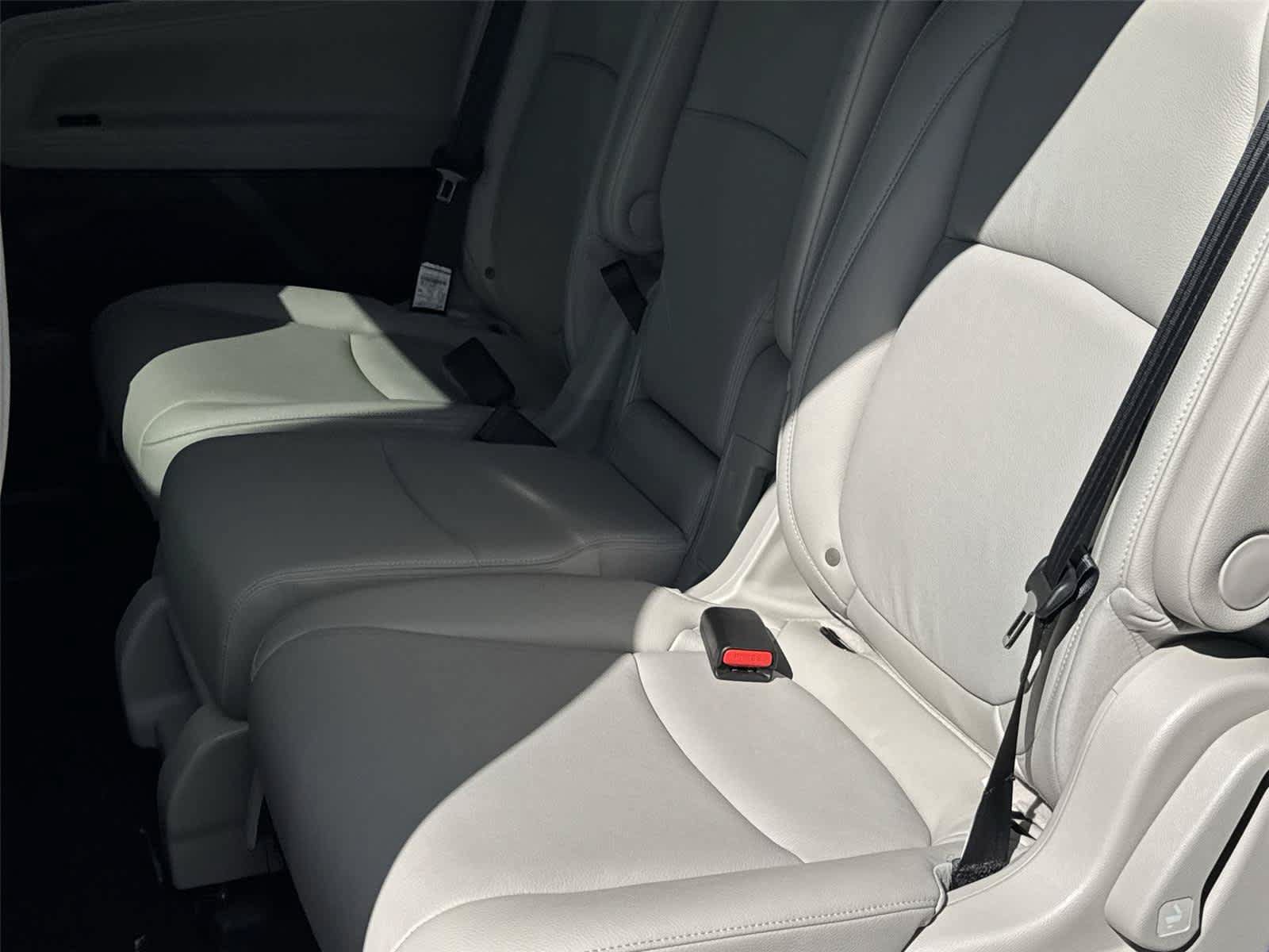 Used 2026 Honda Odyssey EX-L image 15