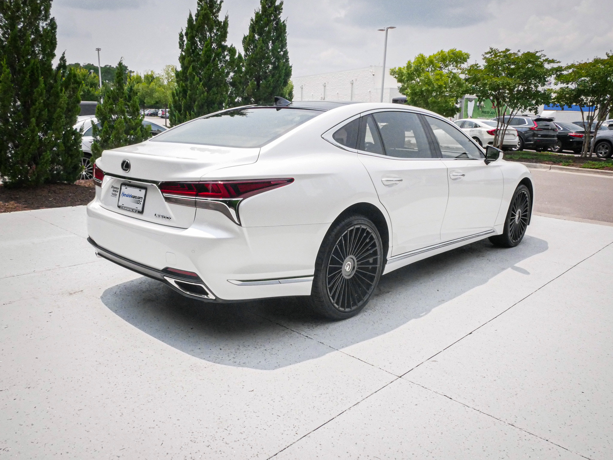 Used 2018 Lexus LS 500 w/ Luxury Package RWD image 10