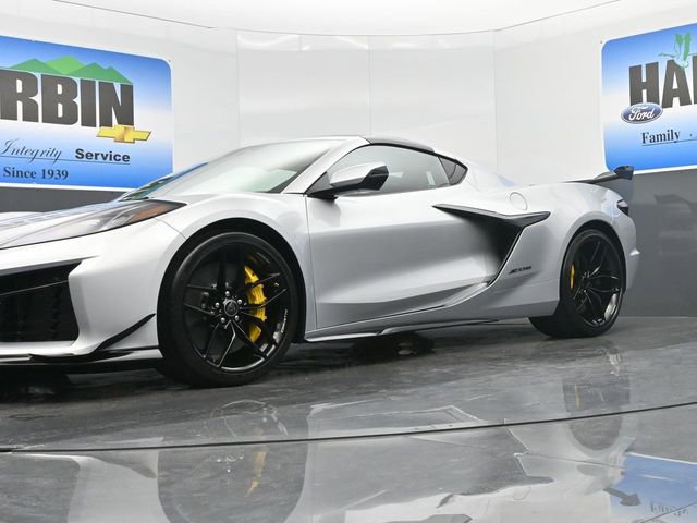 New 2026 Chevrolet Corvette Z06 w/ Z07 Performance Package image 17