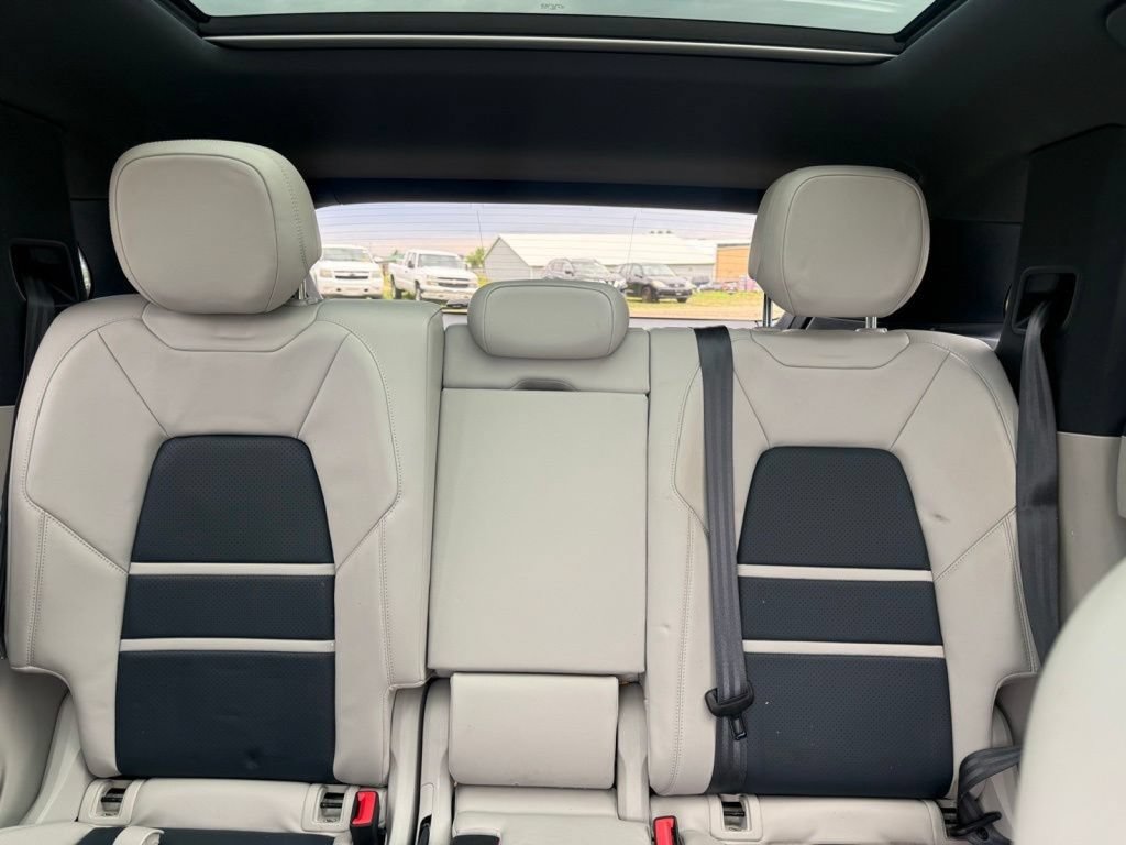 Used 2021 Porsche Cayenne S AWD/4WD image 39