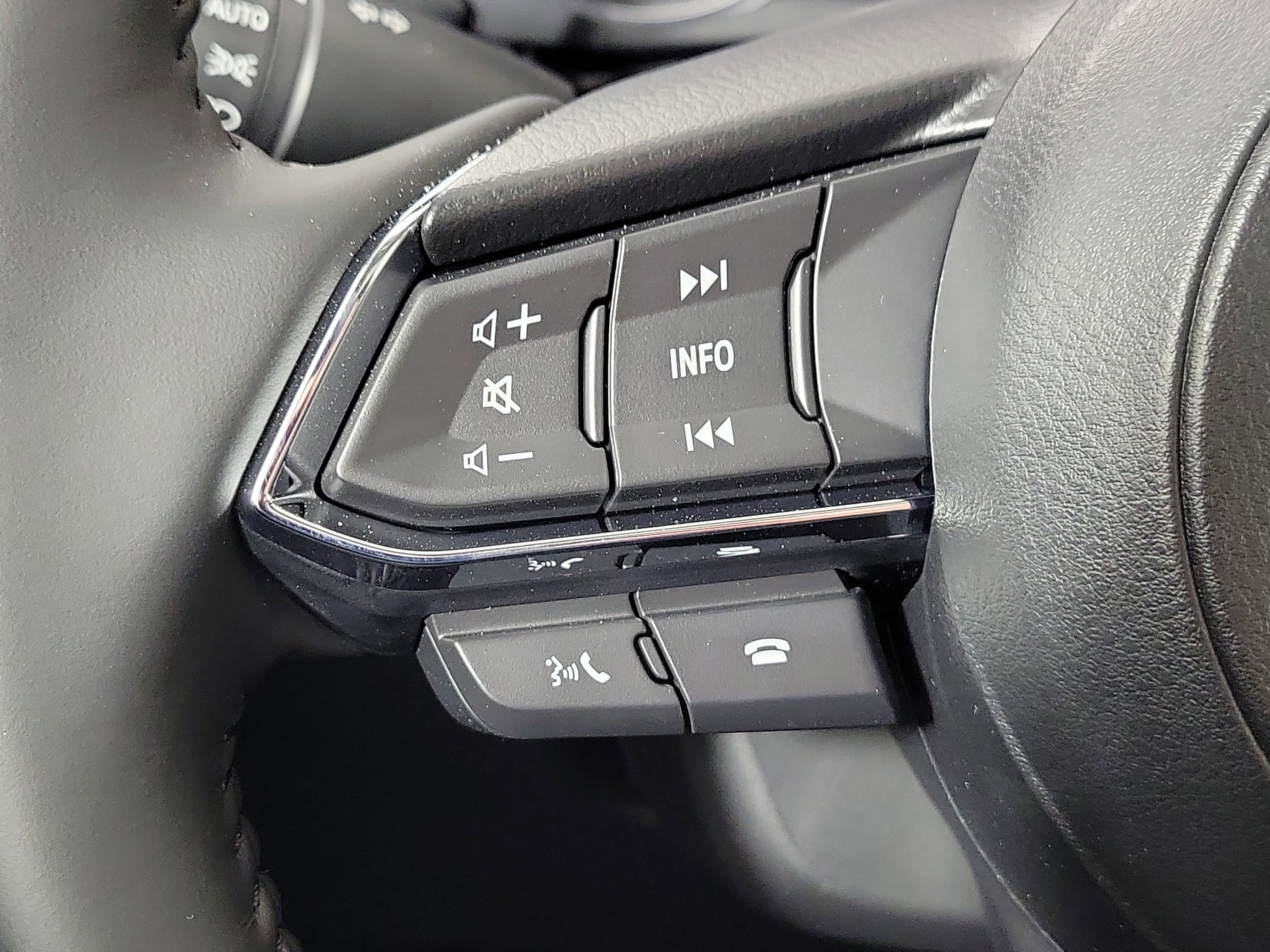 New 2025 MAZDA CX-5 AWD 2.5 S w/ Preferred Package image 15