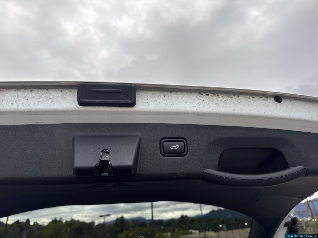 Certified 2026 Hyundai Tucson Limited AWD/4WD image 26