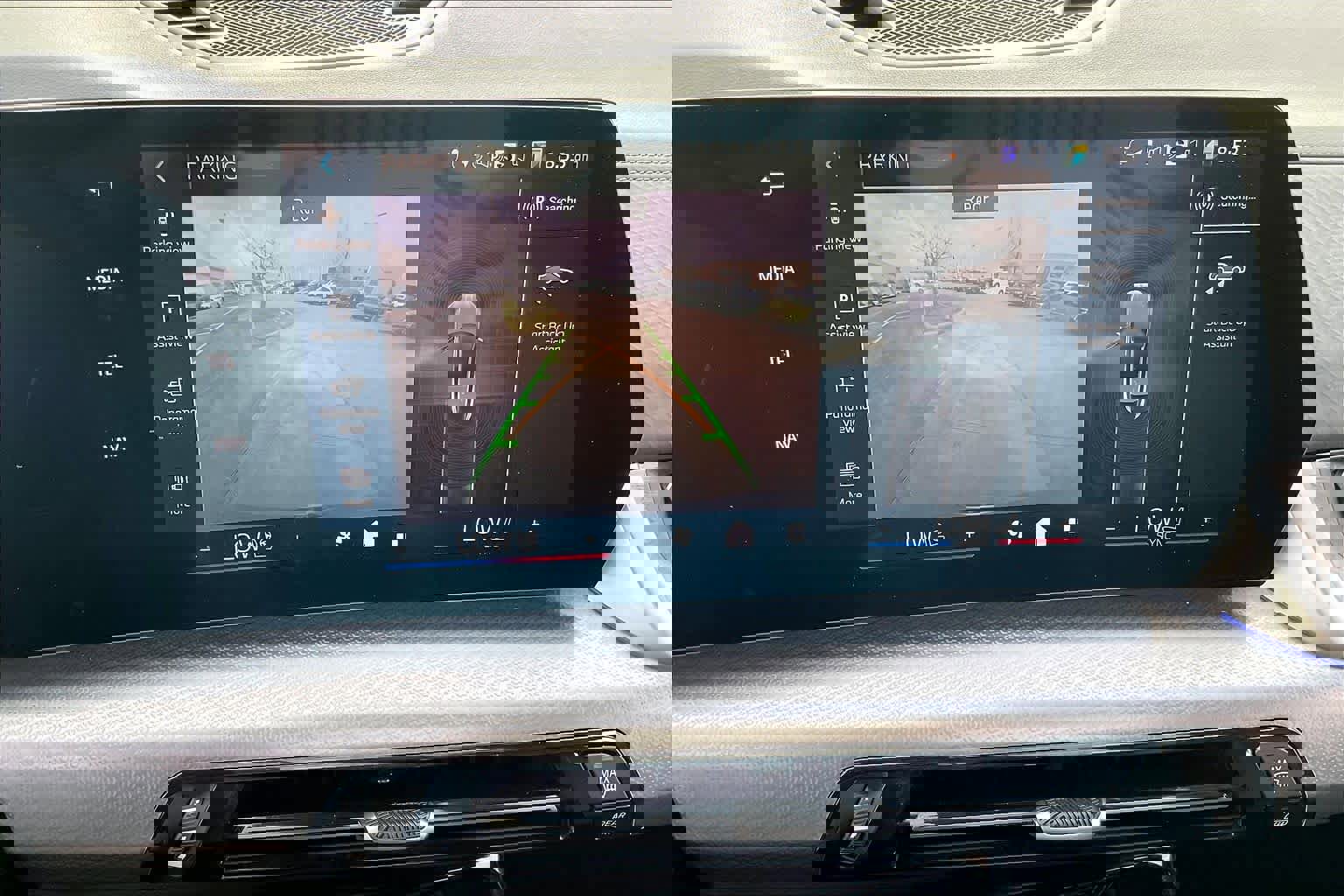 Used 2026 BMW X2 xDrive28i AWD/4WD image 32