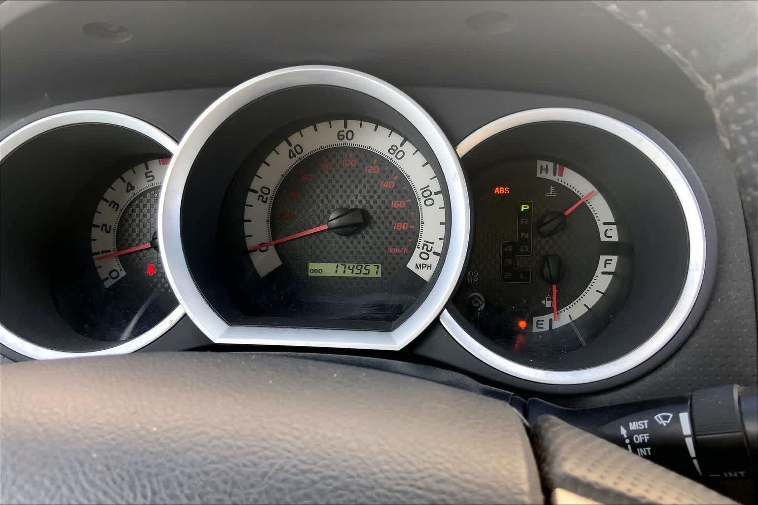 Used 2014 Toyota Tacoma PreRunner RWD image 17