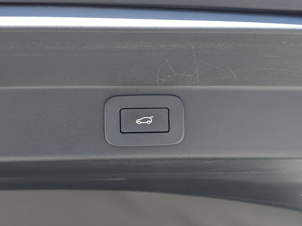 Certified 2023 Land Rover Range Rover Sport SE AWD/4WD image 13