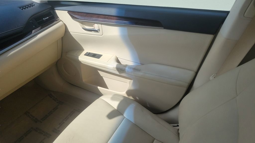 Used 2013 Lexus ES 350 w/ Premium Pkg FWD image 13