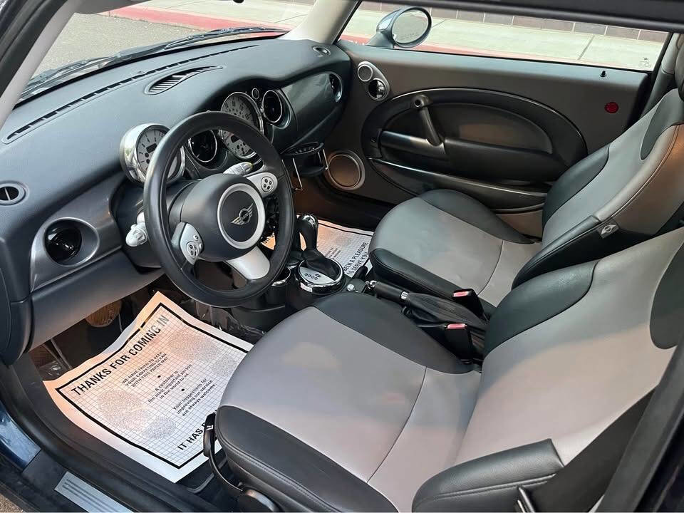 Used 2006 MINI Cooper Hardtop image 4