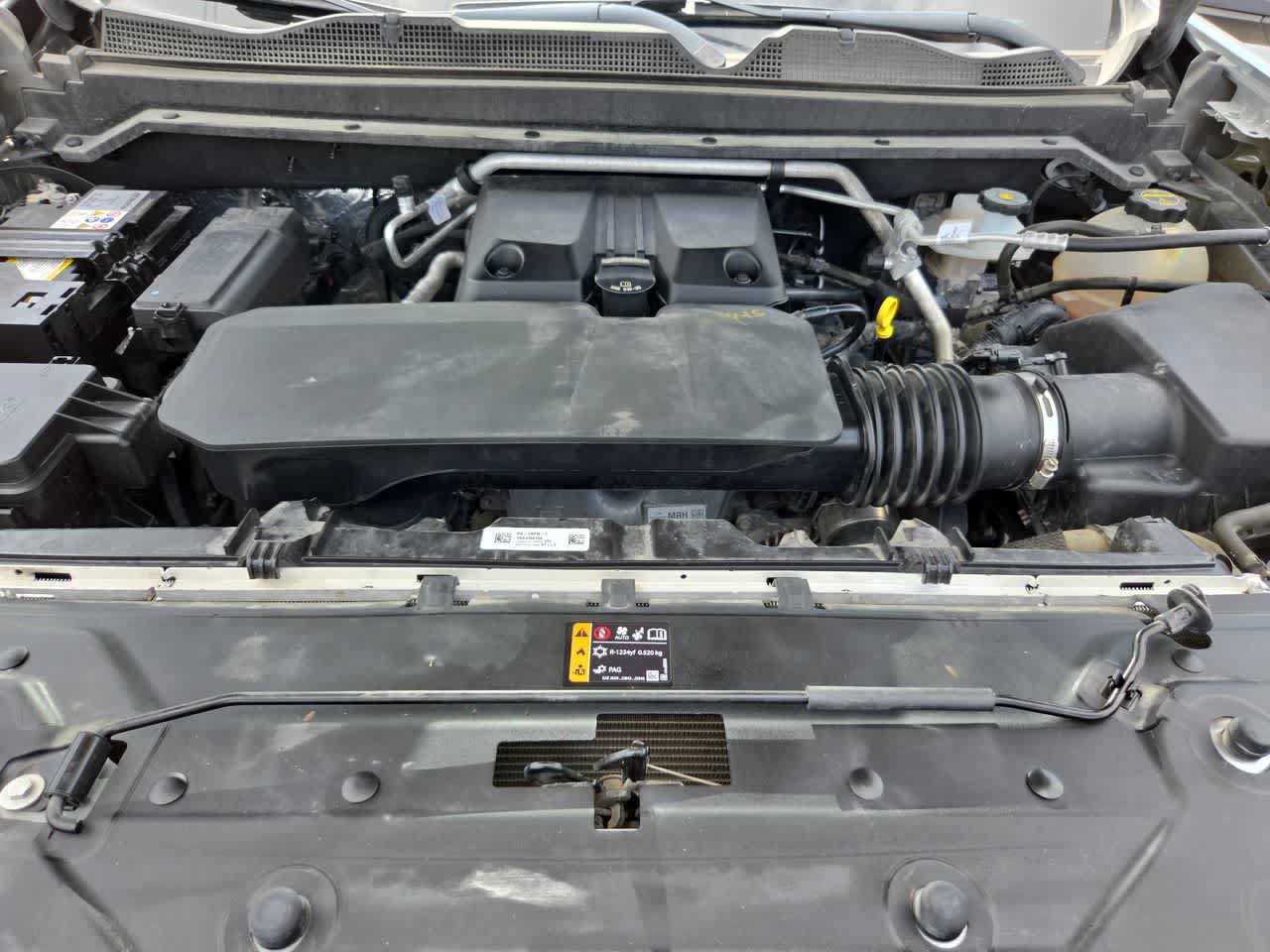 Used 2024 Chevrolet Colorado LT w/ Advanced Trailering Package AWD/4WD image 17