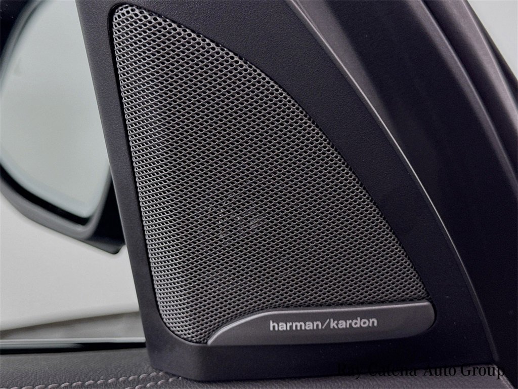 Used 2022 BMW X7 M50i image 19