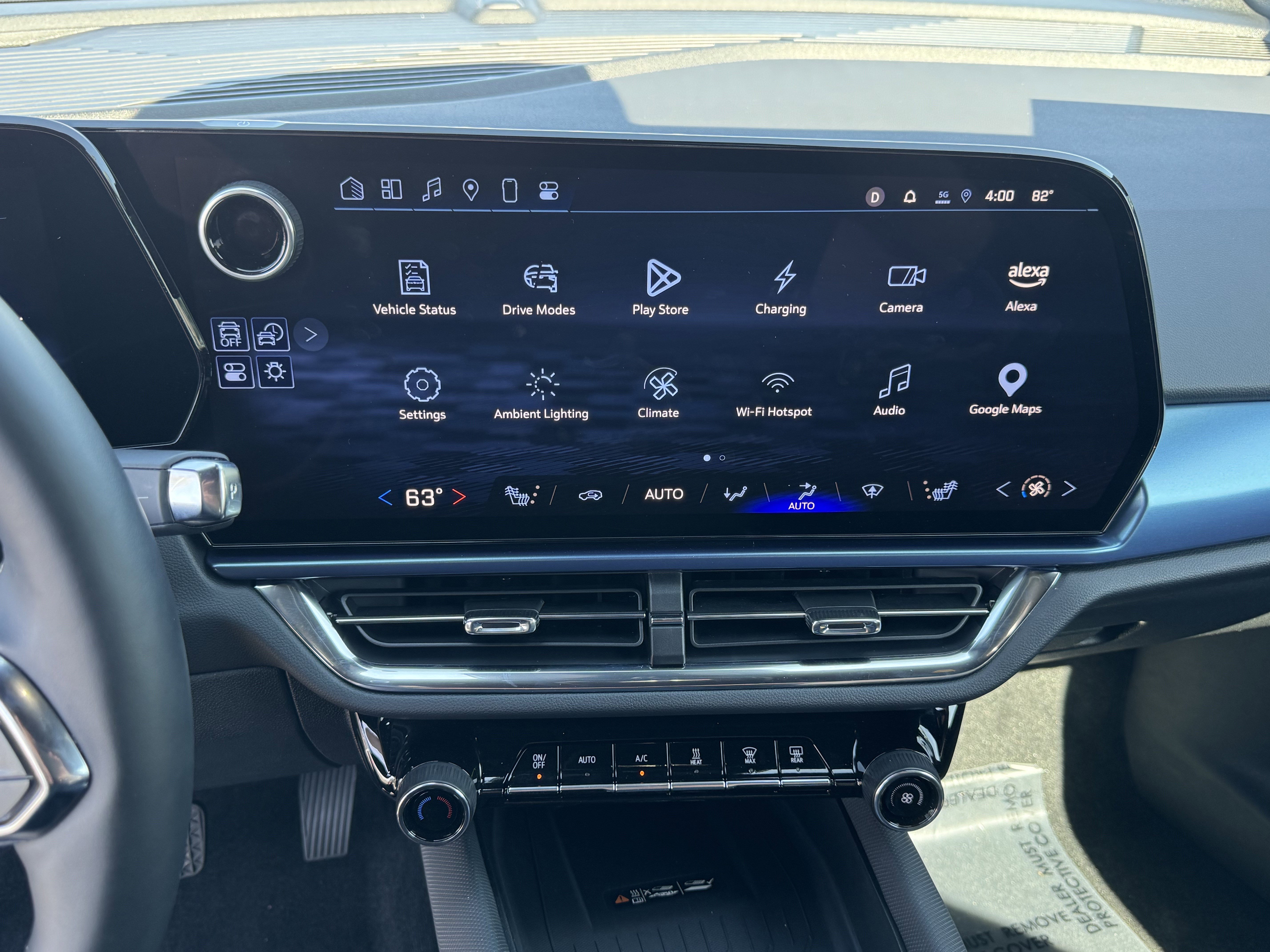 Used 2025 Chevrolet Equinox EV LT FWD image 22