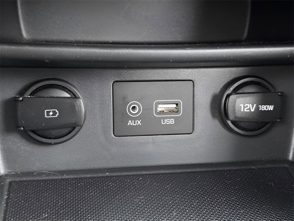 Used 2020 Hyundai Kona SE image 31