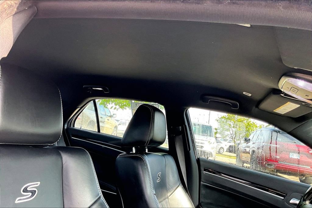 Used 2017 Chrysler 300 S AWD/4WD image 19