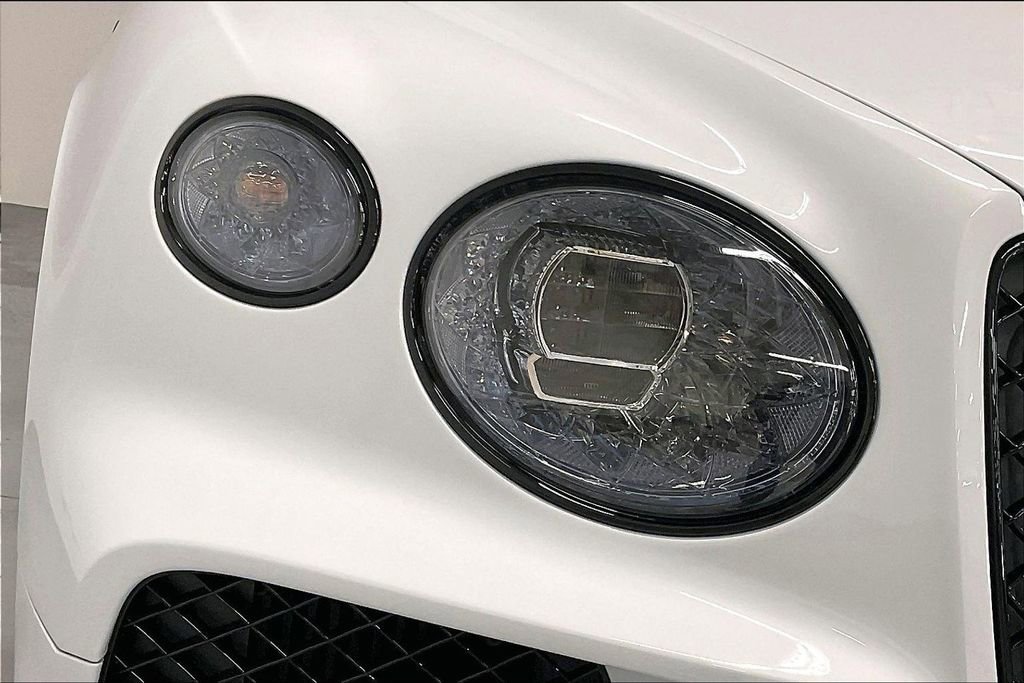 New 2026 Bentley Bentayga Speed AWD/4WD image 30