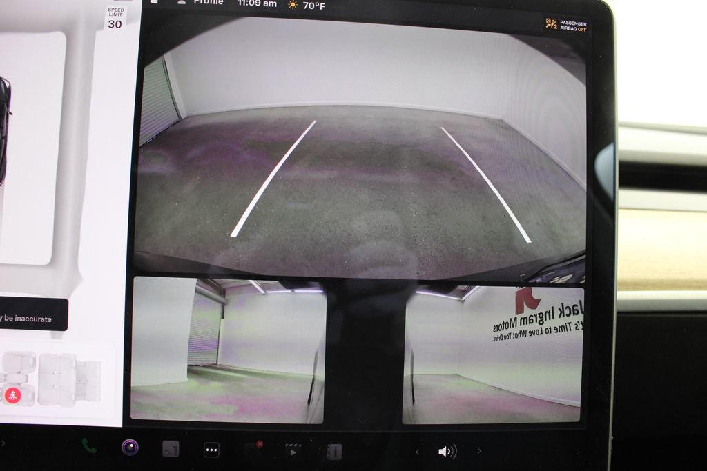 Used 2022 Tesla Model Y Long Range image 11