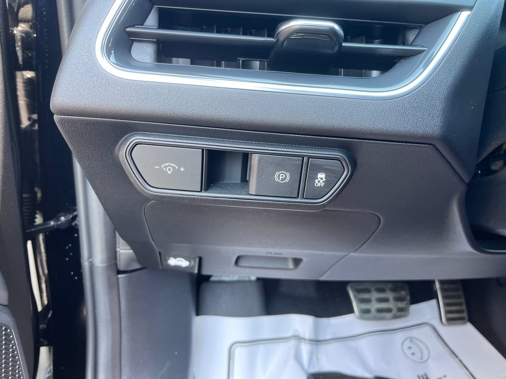 Certified 2025 Kia K4 GT-Line Turbo FWD image 13