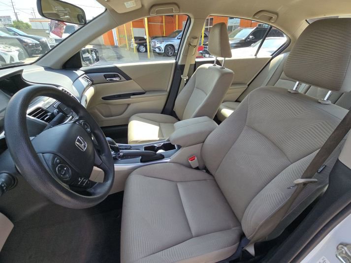 Used 2015 Honda Accord LX image 12