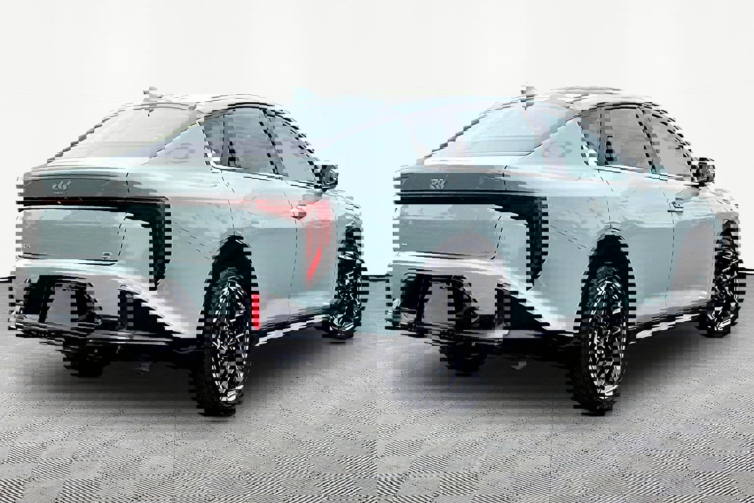 Used 2025 Kia K4 GT-Line w/ GT-Line Premium Package FWD image 6