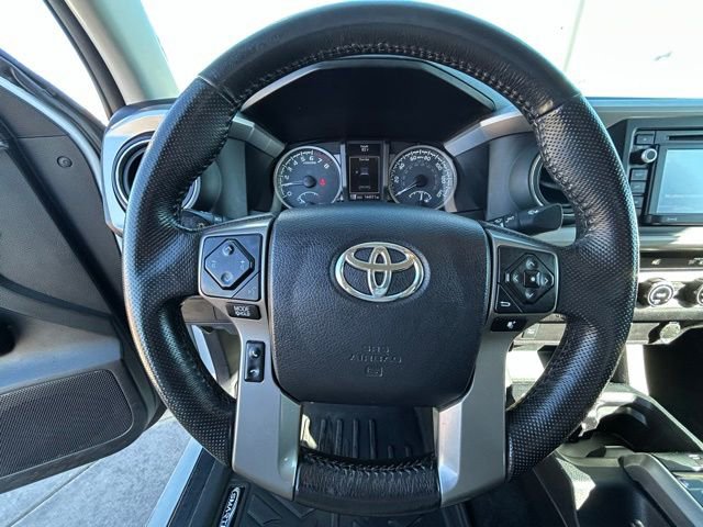 Used 2017 Toyota Tacoma SR5 image 10