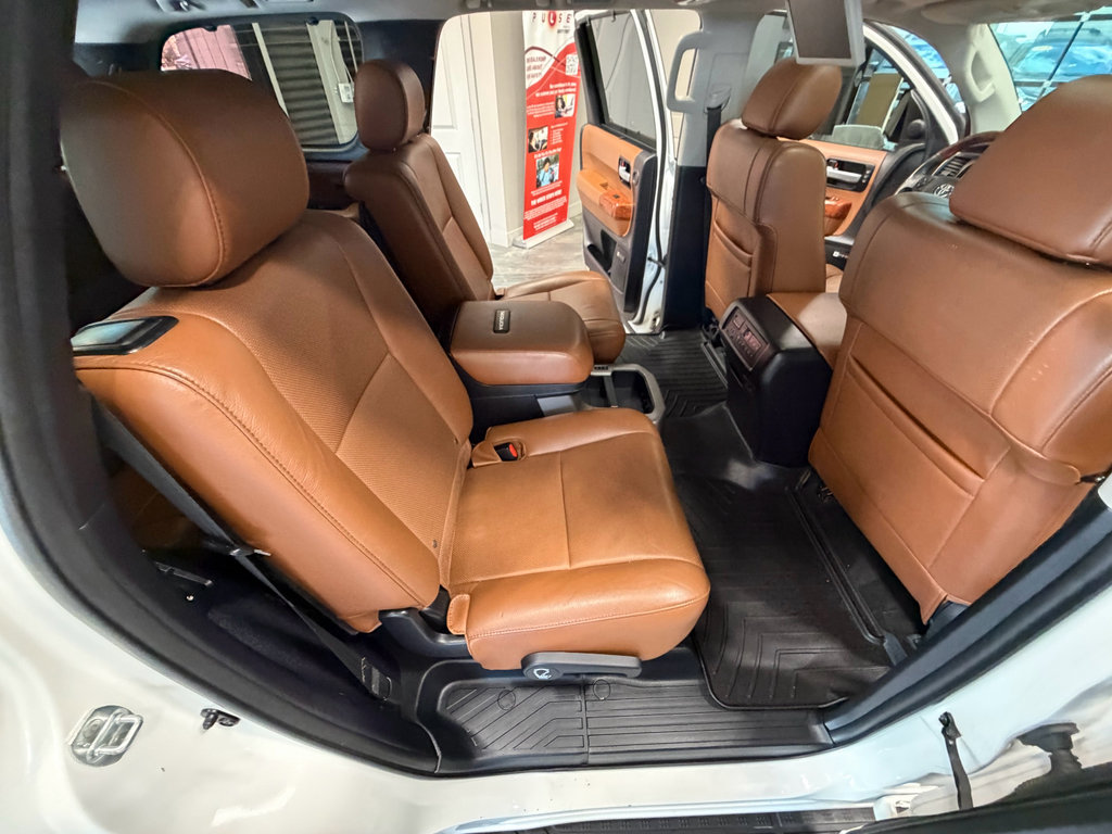 Used 2018 Toyota Sequoia Platinum AWD/4WD image 57