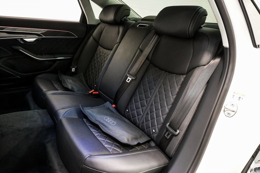 Used 2023 Audi S8 image 21