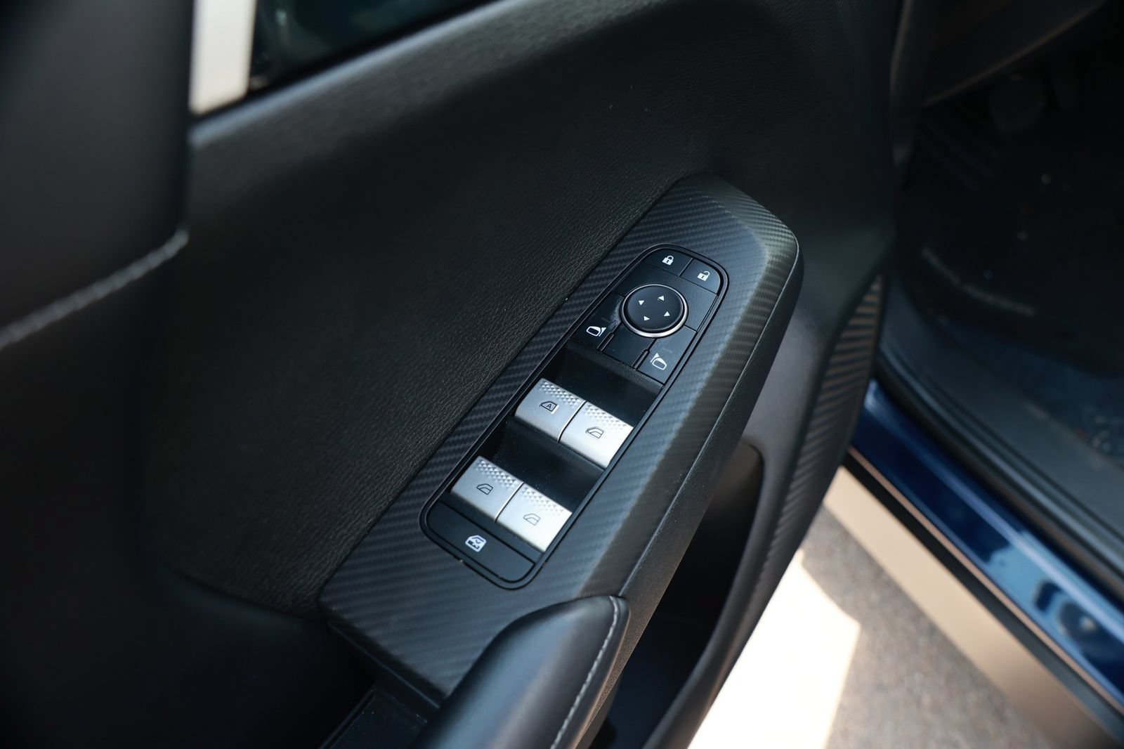 Used 2022 Mitsubishi Outlander SE FWD image 19