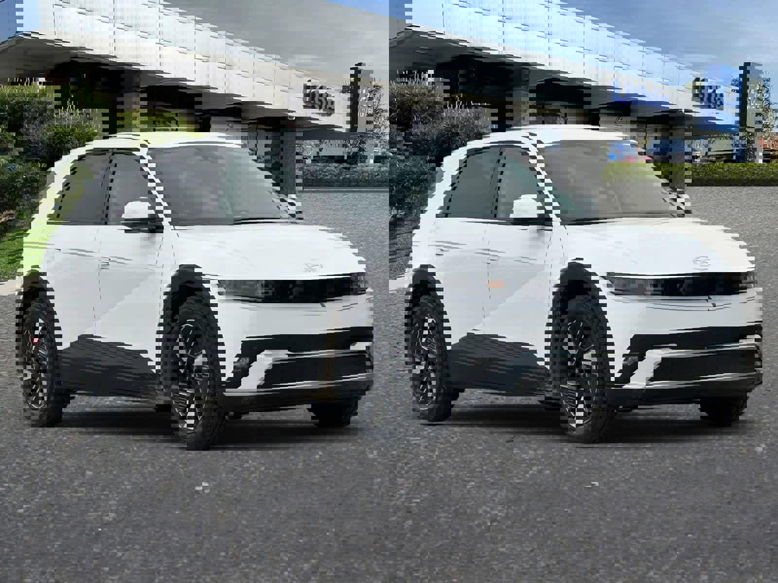 New 2026 Hyundai Ioniq 5 SE image 9