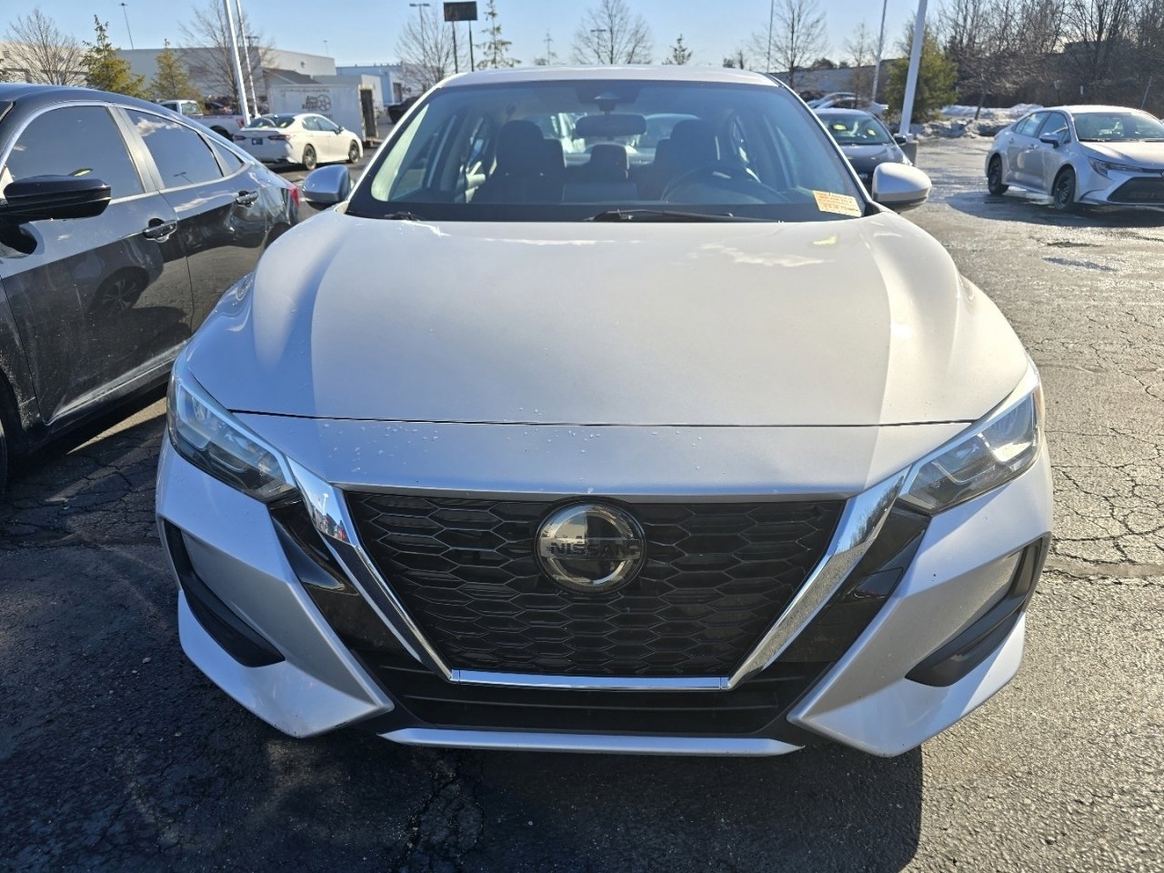 Used 2020 Nissan Sentra SV image 2