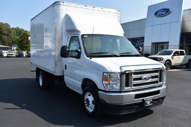 New 2025 Ford E-350 and Econoline 350 Super Duty w/ Power Equipment Group RWD image 2