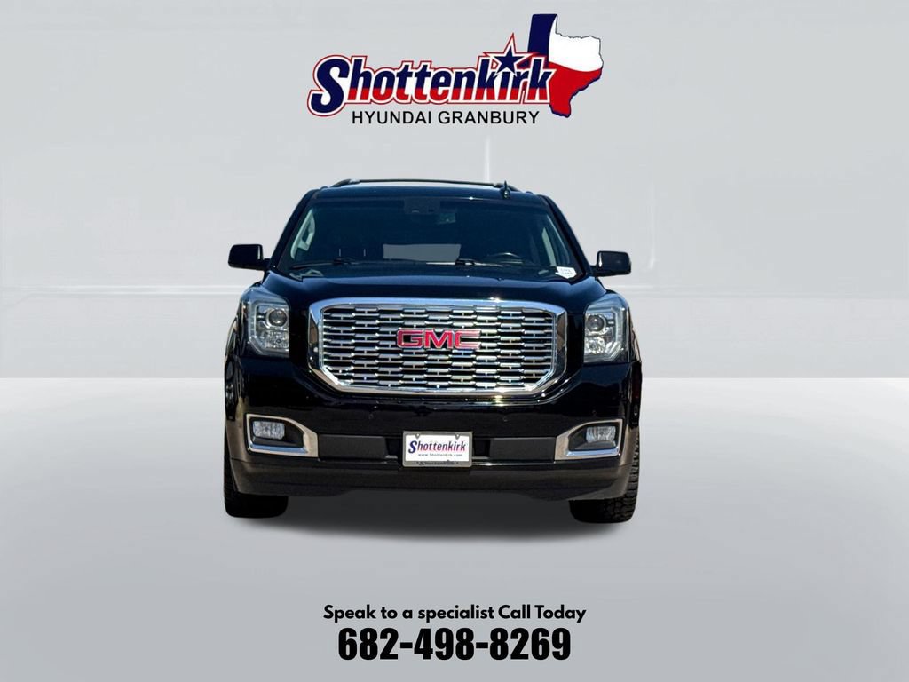 Used 2019 GMC Yukon XL Denali w/ Open Road Package AWD/4WD image 2