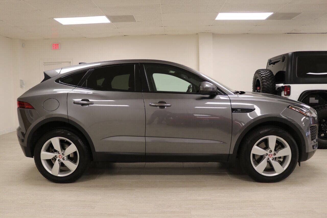Used 2020 Jaguar E-PACE SE AWD/4WD image 10