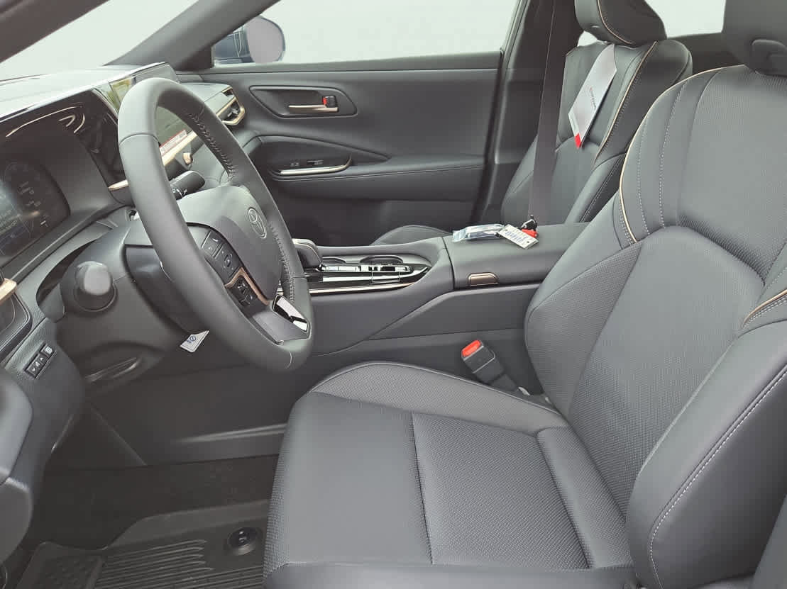 New 2026 Toyota Crown XLE image 9