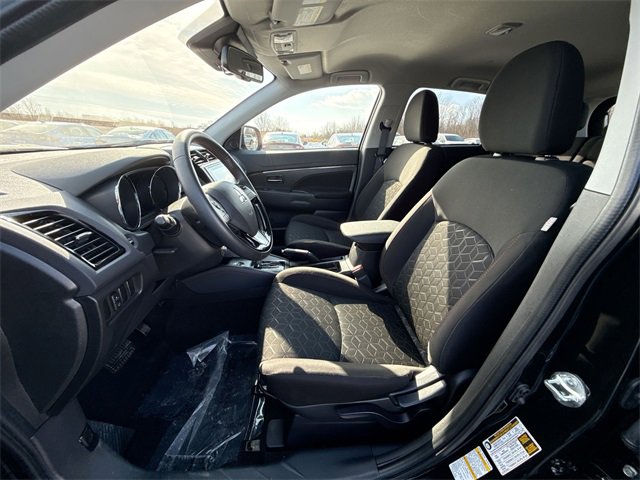 Used 2025 Mitsubishi Outlander Sport 2.0 S image 16