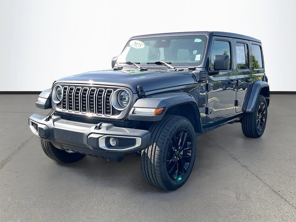 Certified 2025 Jeep Wrangler Unlimited Sahara w/ Safety Group AWD/4WD image 3