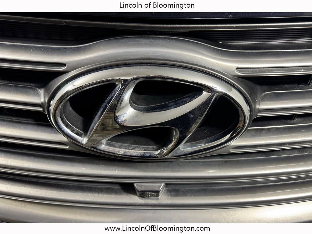 Used 2017 Hyundai Santa Fe Limited w/ Cargo Package AWD/4WD image 11