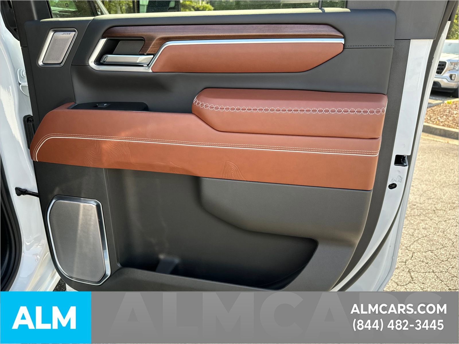 Used 2025 GMC Sierra 3500 Denali Ultimate image 19