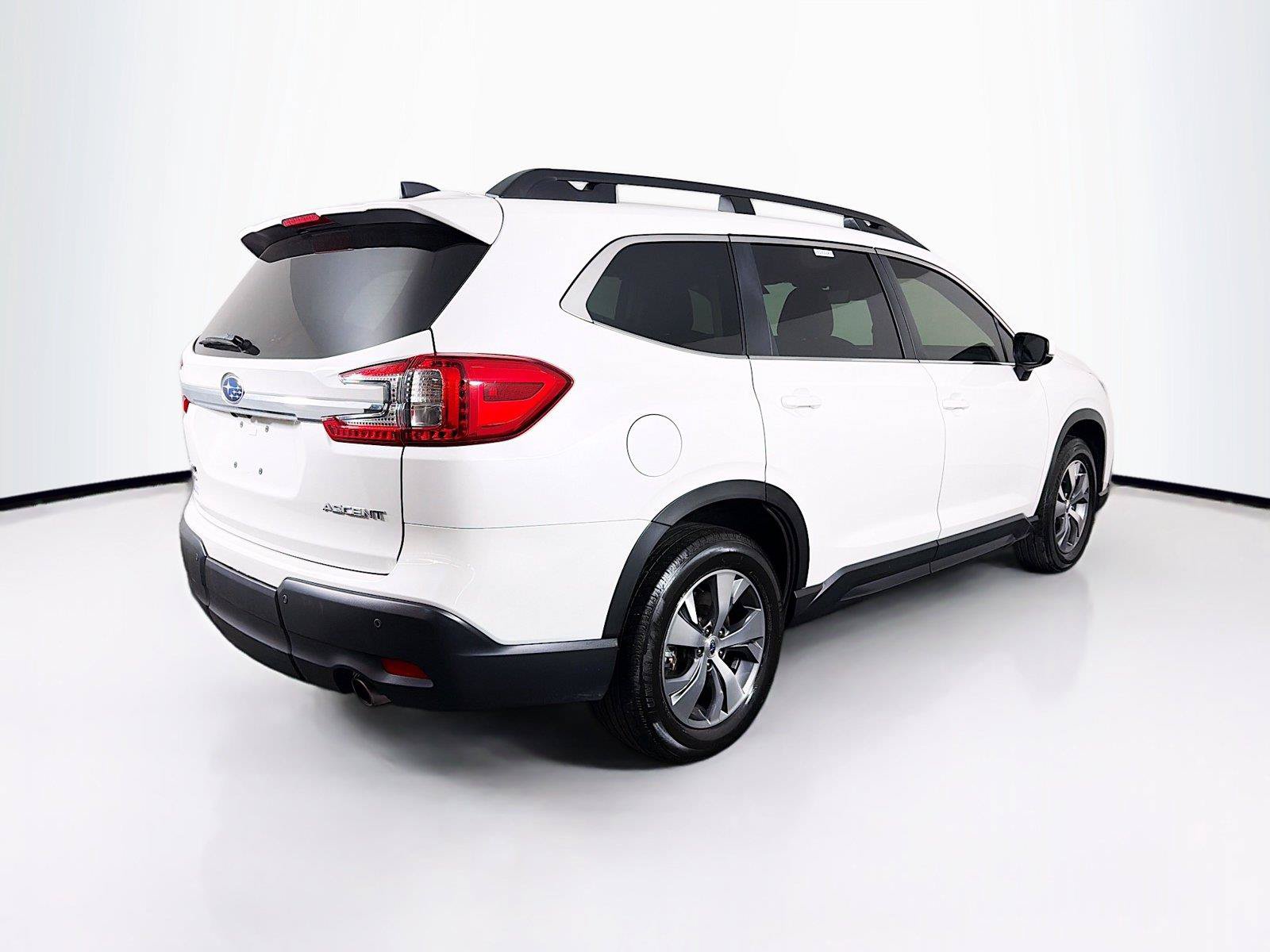 Used 2024 Subaru Ascent Premium w/ Convenience Package AWD/4WD image 11