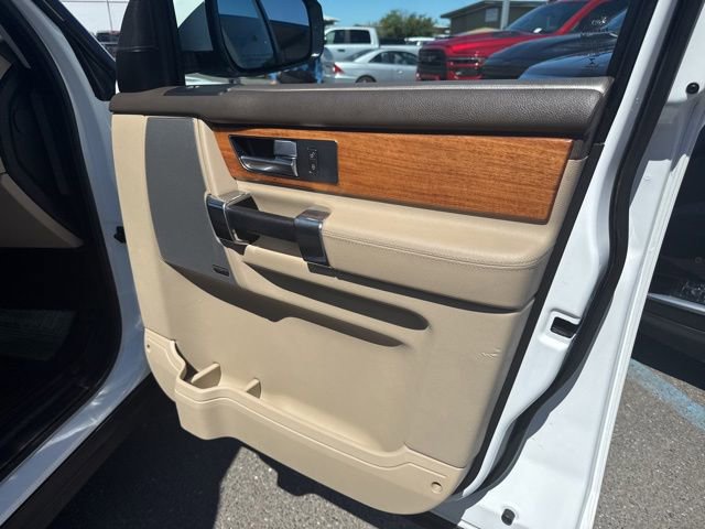 Used 2014 Land Rover LR4 HSE AWD/4WD image 8