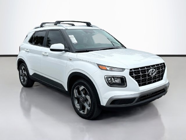 New 2026 Hyundai Venue SEL FWD image 1