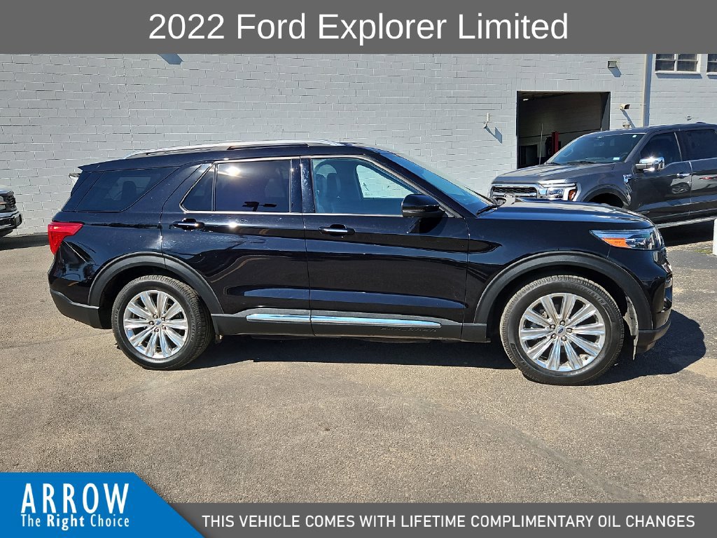 Used 2022 Ford Explorer Limited w/ Equipment Group 301A RWD image 14