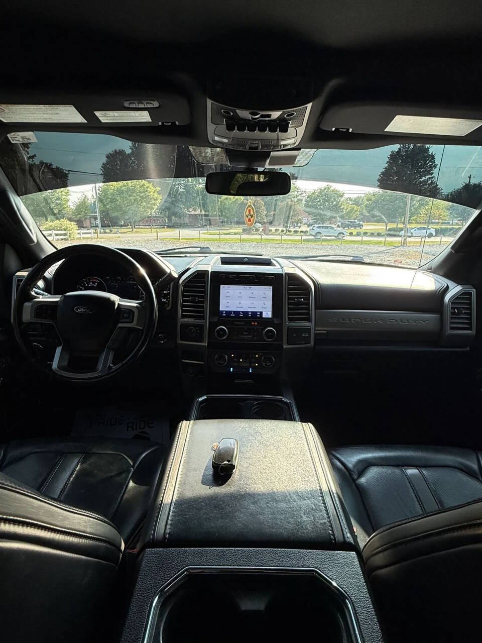 Used 2021 Ford F450 Platinum w/ FX4 Off-Road Package AWD/4WD image 28